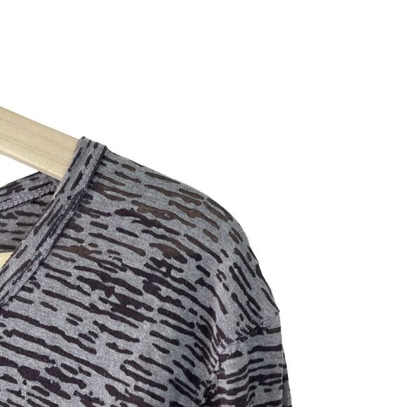 Aventura XXL 2XL Top Burnout Fabric Long Sleeve Pullover Flower Womens - Picture 7 of 15